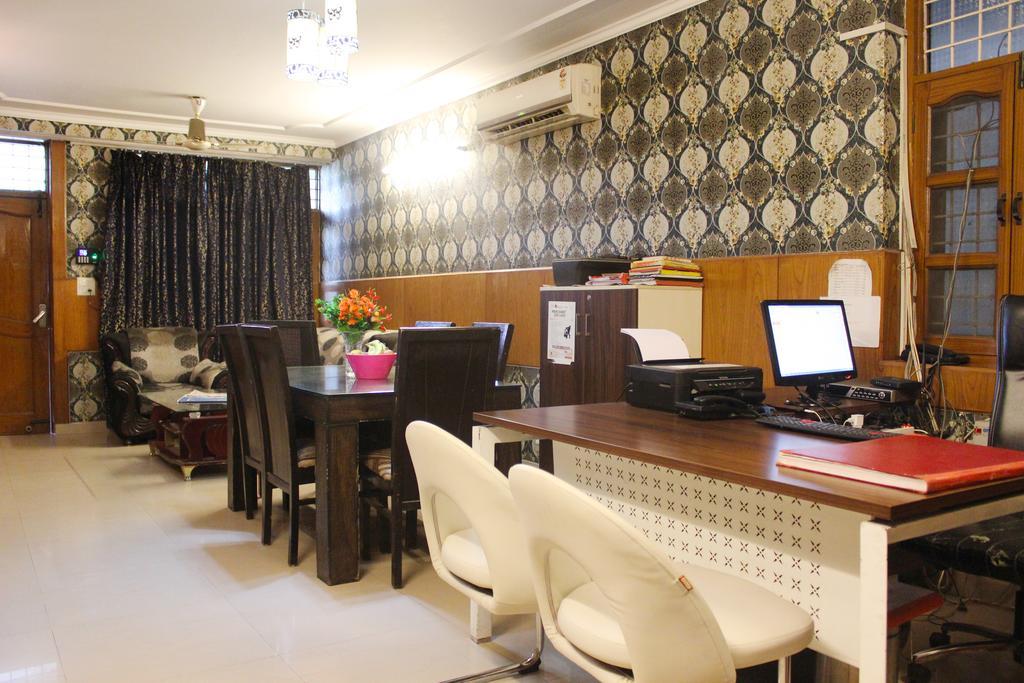 Hotel Delhi Marine Club C6 Vasant Kunj Νέο Δελχί Εξωτερικό φωτογραφία