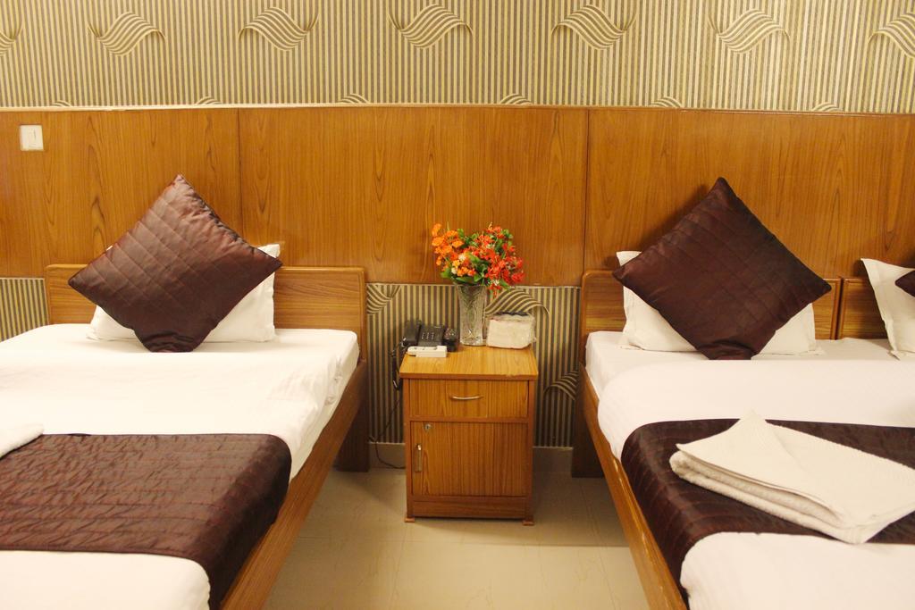 Hotel Delhi Marine Club C6 Vasant Kunj Νέο Δελχί Εξωτερικό φωτογραφία